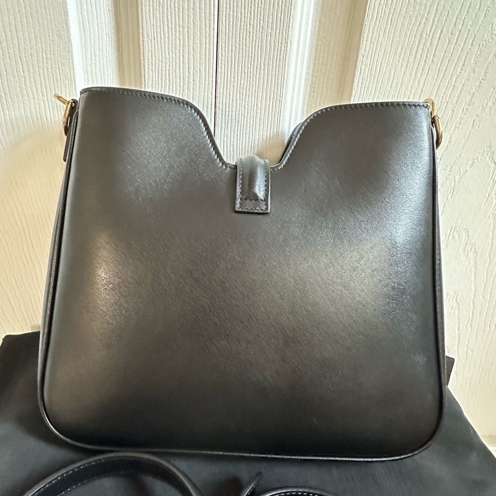 Celine Small Camille 16 Soft Bag - Picture 5 of 15